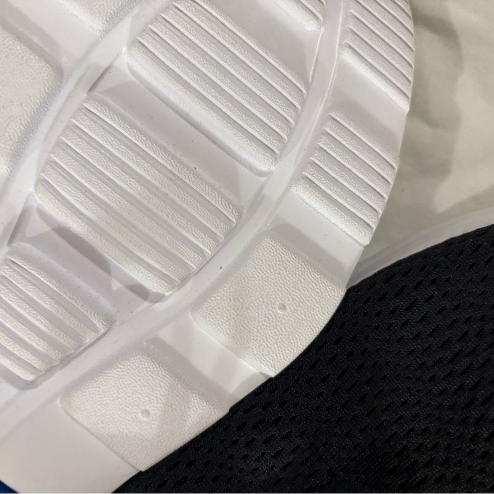 Size 8.5 men’s shoe - Picture 13 of 15